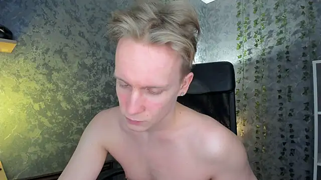 AlexxSweet webcam show