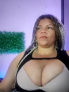 XXX chat uživo modela Eva_Luxei