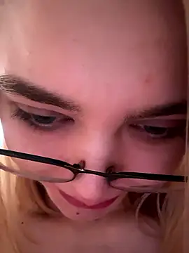 XXX chat uživo modela Nami_ninja