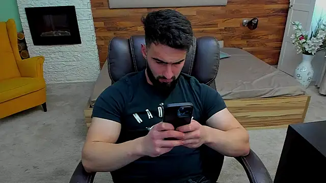 MicahLane Chat XXX in diretta