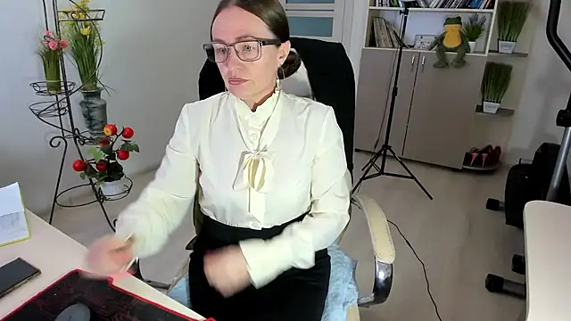 Vika73 élő XXX-chatje