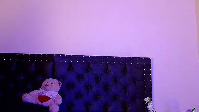 Chatroom XXX en direct de DanielaGarcia_SM