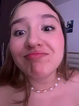 MoraInFire Chat XXX live