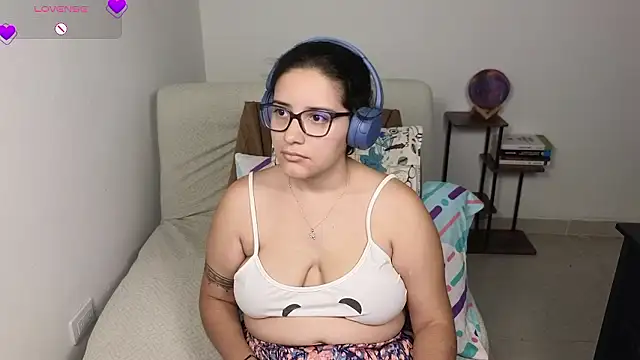 دردشة blue__moon_ الجنسية المباشرة