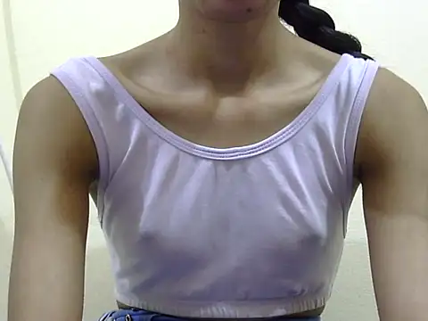 Anu_tiny's Live XXX Chat