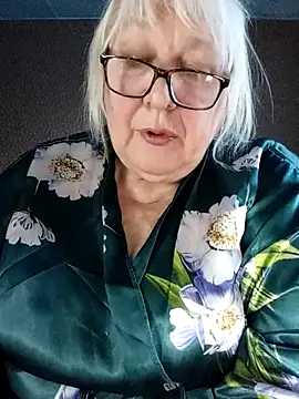 Alexia64231's Live XXX Chat