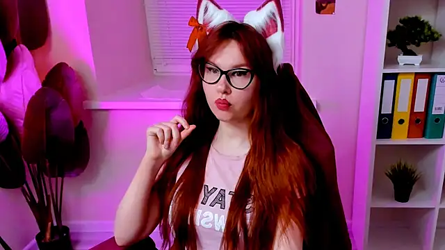 CarolGiggly's Live XXX Chat