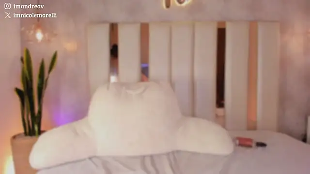 Chatroom XXX en direct de Nicolemorelli2