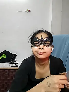 KumarSilencesex21: διαδικτυακό σόου στην κάμερα