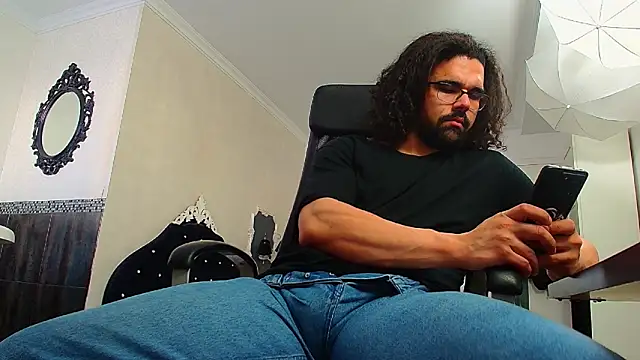 KysonRhodes' Live XXX Chat