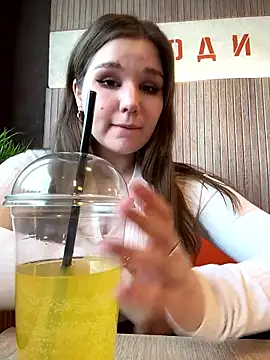 PumaShyXDのライブXXXチャット