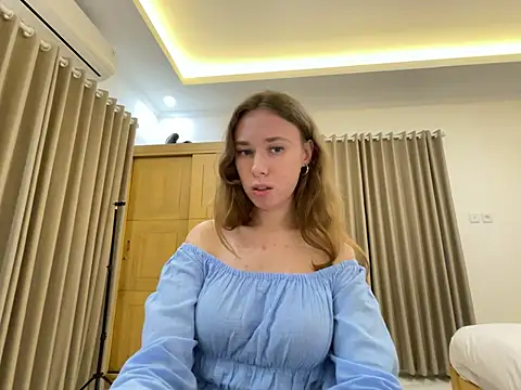 Margo2's Live XXX Chat