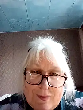 Alexia64231 élő XXX-chatje