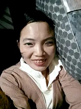 ngan-cuten Live XXX chat