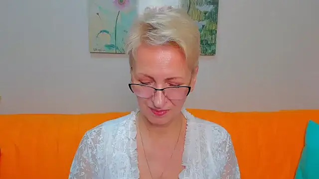 iamyourdream89n Live XXX chat