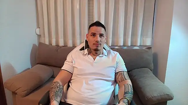 Chat +18 de Milanthompson2025 ao vivo