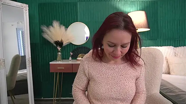 HaileyMoonn's Live XXX Chat