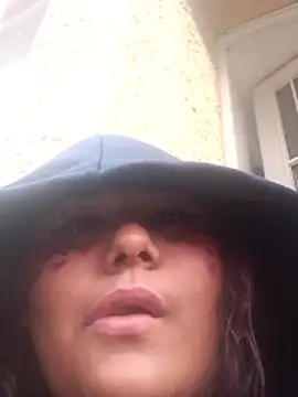 Онлайн чат XXX Alisteresa_