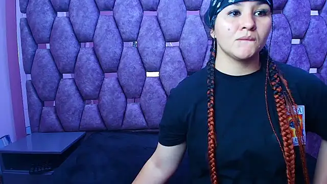 AlaSmith's Live XXX Chat