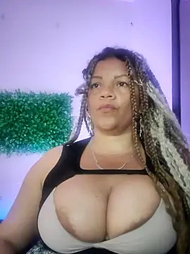 Chat XXX en directo de Eva_Luxei