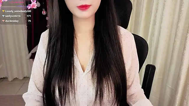 JENNIE-16's Live XXX Chat