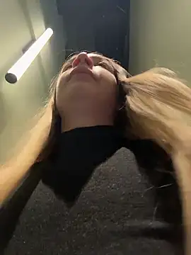 SashaCatt: απευθείας συνομιλία ΧΧΧ