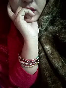 Priya_089 élő XXX-chatje