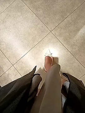 Show de Baby-Linh na webcam