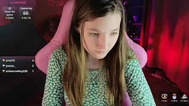 Chat XXX en directo de Mia_Myles