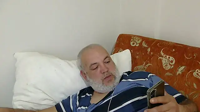 husoizmir's Live XXX Chat