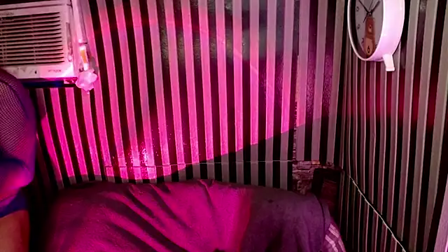 HoresCOCKLUCY's Live XXX Chat