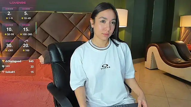 Kya_Wild Live XXX-chat