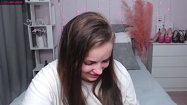 Crazyy_girl_ Adlı Modelin Canlı XXX Sohbeti