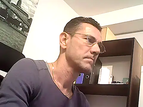 mastercharisma35n Webbikameraesitys