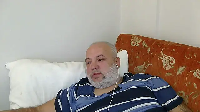 husoizmir's Live XXX Chat