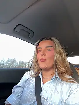 XXX chat uživo modela maisiesmithx