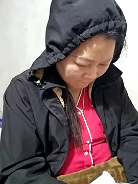 yoowwmr's Live XXX Chat