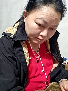 yoowwmr's Live XXX Chat