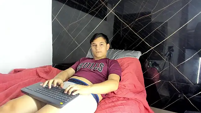 badkenn's Live XXX Chat