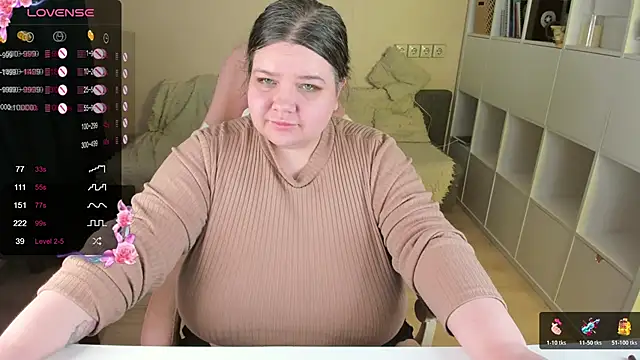 PlumPie's Live XXX Chat