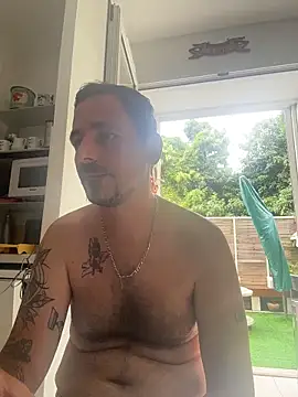 defbond420's Live XXX Chat