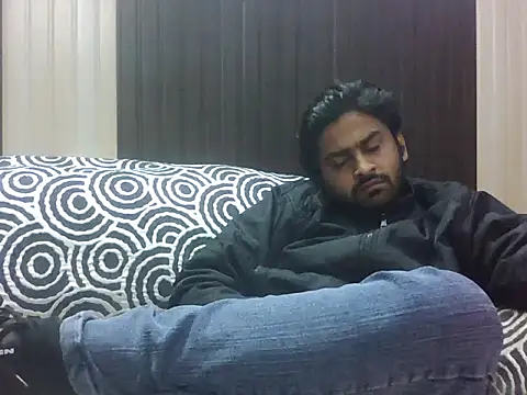 Chat +18 de indihotguy ao vivo