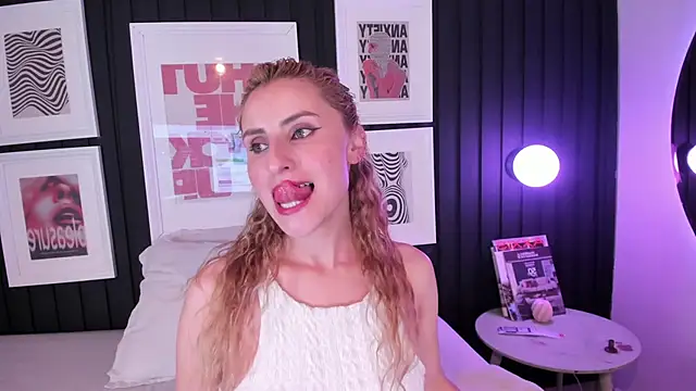 XXX chat uživo modela Odette_bulgari