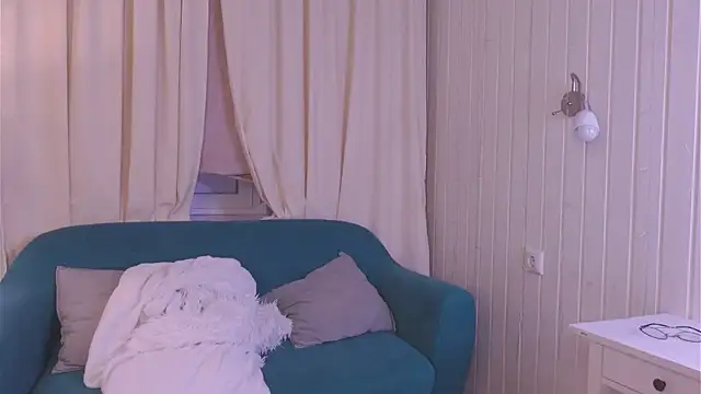 SoftAmora: απευθείας συνομιλία ΧΧΧ