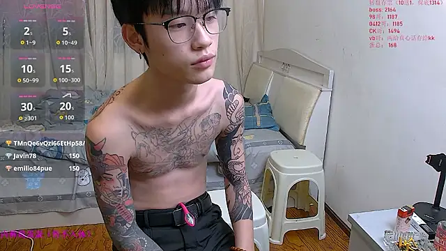 KK-cuteboy's Live XXX Chat