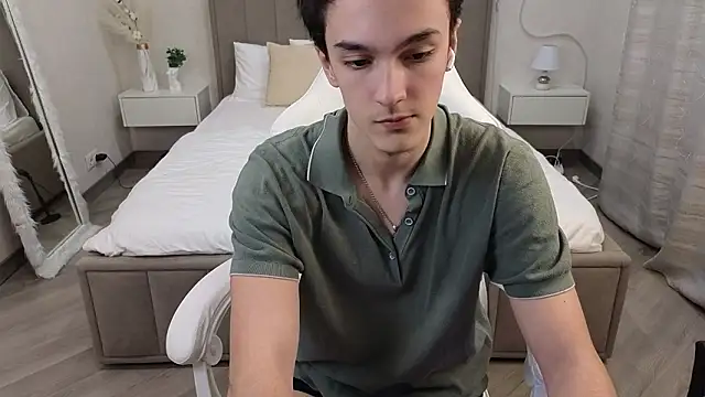 Chat +18 de MoonlinSkinn ao vivo