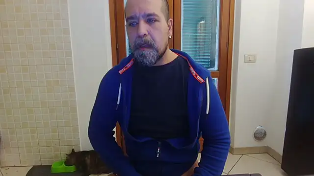 Chat +18 de AMIRDIB2025 ao vivo