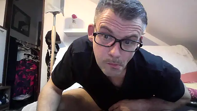 Cambitchboy's Live XXX Chat