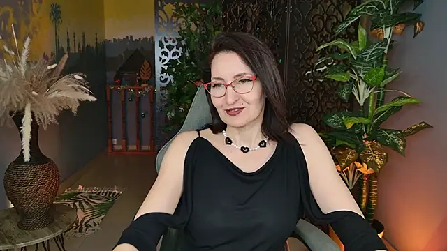 UnaTerra's Live XXX Chat