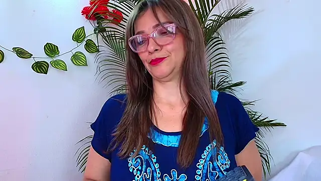 Carol_Miss2 即時 XXX 聊天